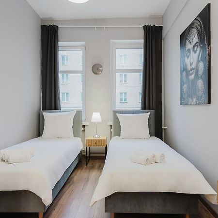 Hala Hostel - Pokoje Na Wylacznosc Tuz Przy Dworcu Гдиня Екстер'єр фото